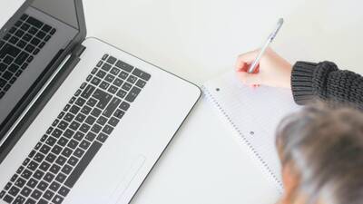 Webinář "Nové výzvy v léčbě chronické hypoparathyreózy"